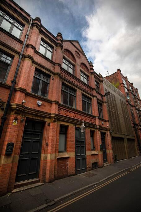 City Superhost: Luxury Deansgate Townhouse Manchester Buitenkant foto