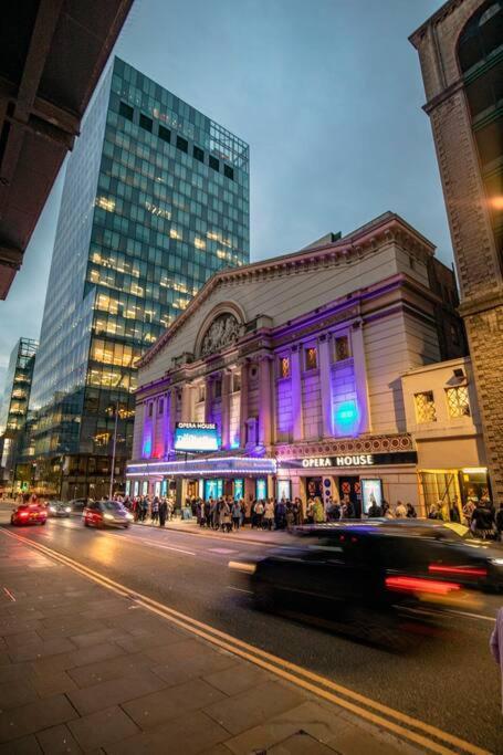 City Superhost: Luxury Deansgate Townhouse Manchester Buitenkant foto