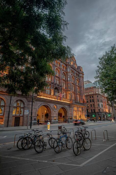 City Superhost: Luxury Deansgate Townhouse Manchester Buitenkant foto