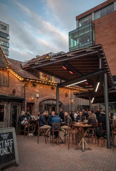 City Superhost: Luxury Deansgate Townhouse Manchester Buitenkant foto