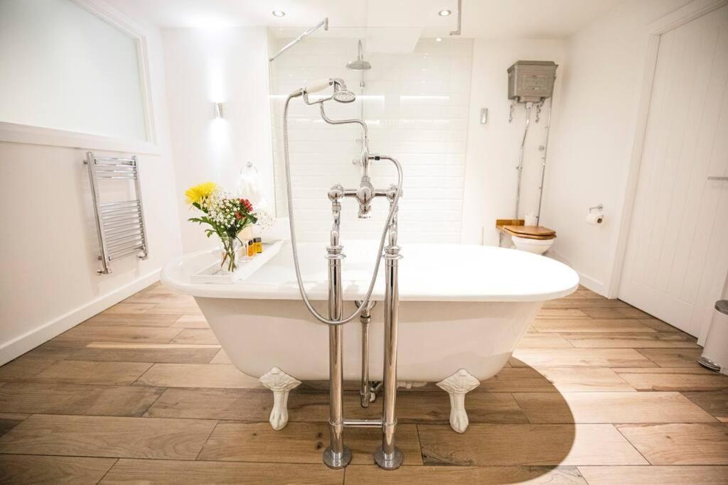 City Superhost: Luxury Deansgate Townhouse Manchester Buitenkant foto